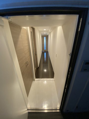 【玄関】 | コスモリード神戸三宮