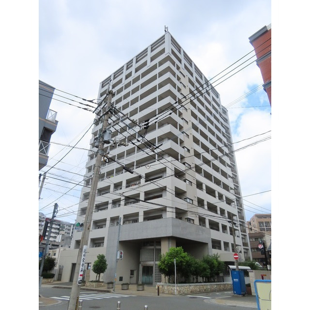 福岡市中央区春吉２丁目の賃貸マンションの外観
