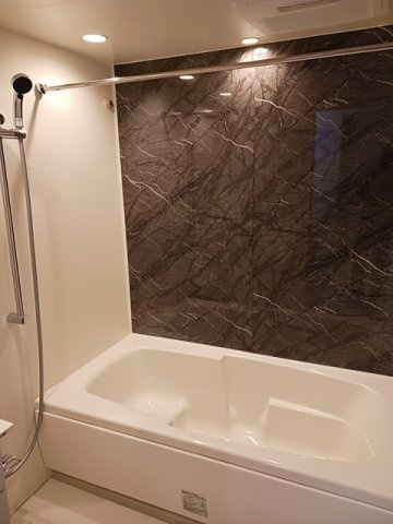 エスタブレＡの浴室|きれいなお風呂です