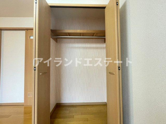 スターヴァレイ・イーサイド　ネット無料　最上階　通風良好の収納|※別号室参考写真