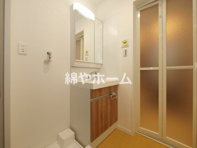 エスクード凪の洗面所|忙しい朝には欠かせない洗面所です