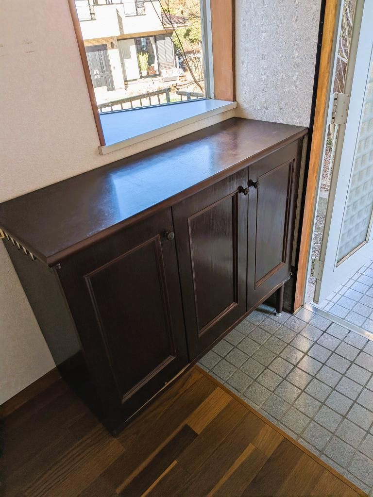 あきる野市入野の中古一戸建の玄関