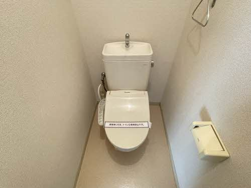 熊本市南区御幸笛田２丁目のアパートのトイレ