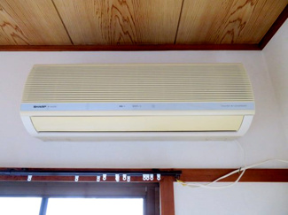 【設備】 | レジデンス柏原 | エアコン２台付