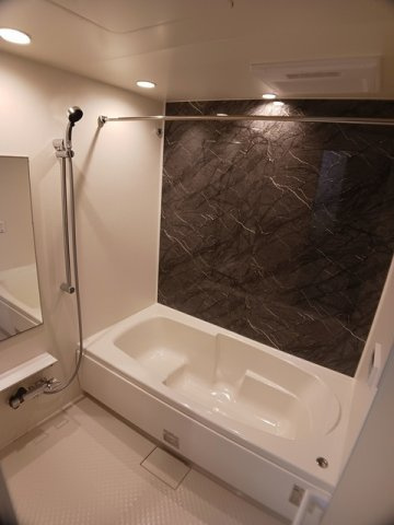 エスタブレＢの浴室|日々の疲れを癒すお風呂付です