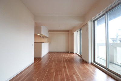 【居間・リビング】 | GRATIA COURT