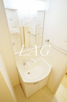 【洗面所】 | リブリ・カルミア | 洗面台です。
