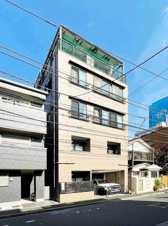 江戸川区松島３丁目の賃貸マンションのエントランス