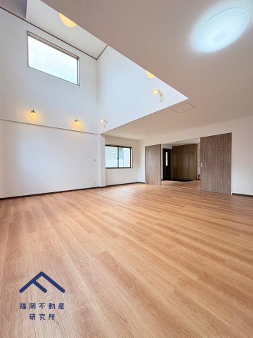 大野城市乙金東１丁目　戸建ての居間・リビング