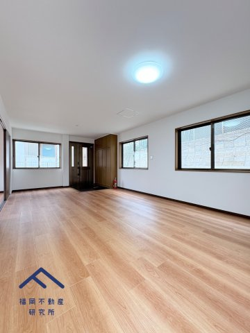 大野城市乙金東１丁目　戸建ての居間・リビング