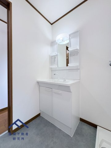 大野城市乙金東１丁目　戸建ての独立洗面台