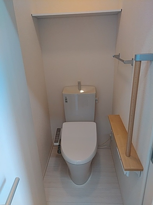 ウッドイン舳越のトイレ