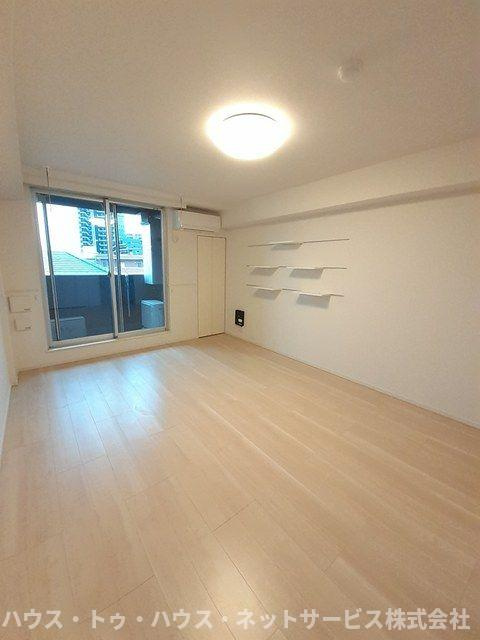 オークリーフビレッジの居間・リビング