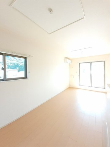 ハルタの居間・リビング|使いやすい居間です