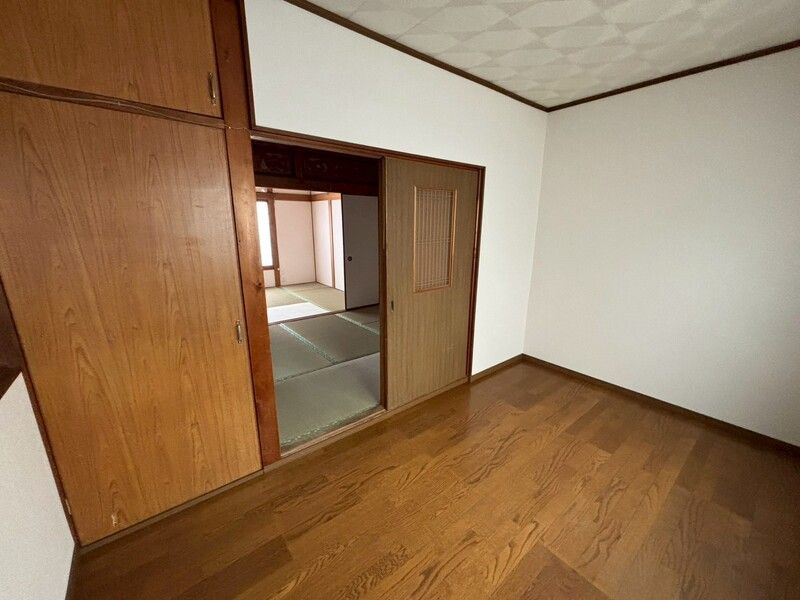 門真市堂山町　戸建の居間・リビング