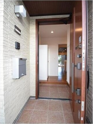 安城市桜井町戸建賃貸B棟　　刈谷市近郊の賃貸はクラスホーム刈谷店の玄関