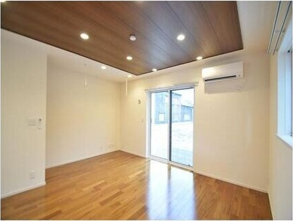 安城市桜井町戸建賃貸B棟　　刈谷市近郊の賃貸はクラスホーム刈谷店の居間・リビング