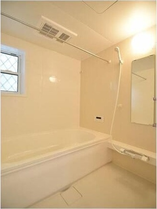 安城市桜井町戸建賃貸B棟　　刈谷市近郊の賃貸はクラスホーム刈谷店の浴室