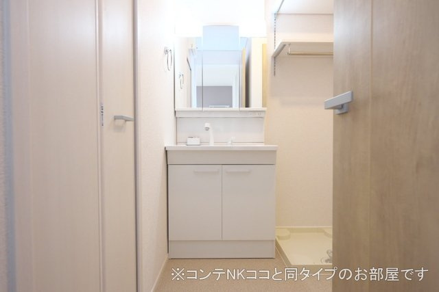 ヤングウッズ柏の葉Ⅰの洗面所|ゆったりとスペースのある洗面所