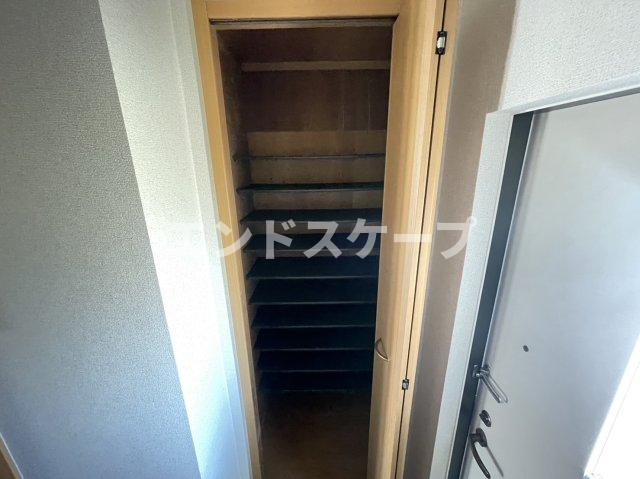 カリーノ・ローザＡの収納|高崎、前橋のお部屋探しはエンドスケープまで！お客様の理想お聞かせ下さい♪