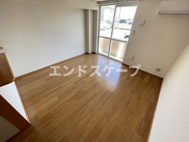 カリーノ・ローザＡの居間・リビング|高崎、前橋のお部屋探しはエンドスケープまで！お客様の理想お聞かせ下さい♪