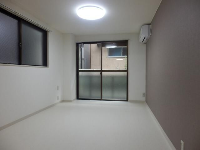 ホワイトポート大山