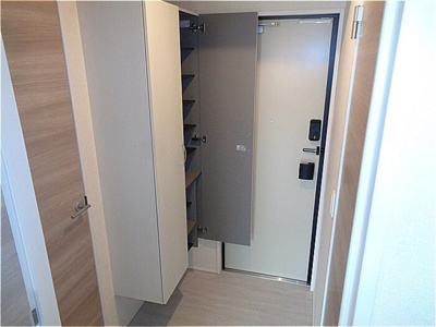 【玄関】 | アズール アビタシオン