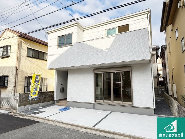 高槻市深沢町　第3期　新築一戸建ての外観|お客様に長く安心して住んでいだだける事にこだわった家づくり！住んでからのアフターサービスにもしっかりと取り組んでいます！
