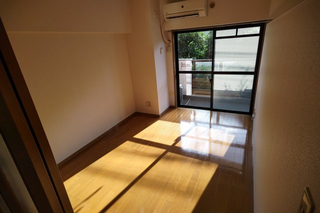 シャルム松木の設備|同間取り別室（１階）のお部屋の参考写真です。