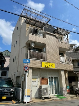 メゾン松ヶ鼻の外観