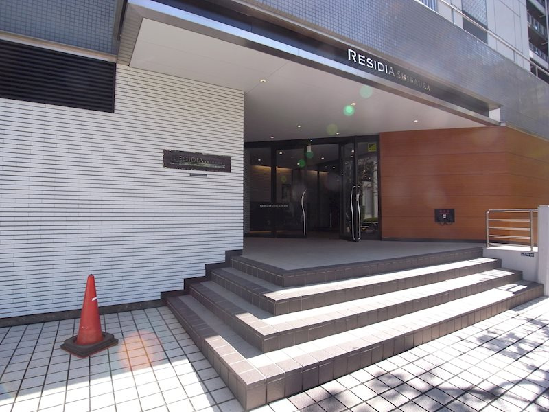 レジディア芝浦のエントランス