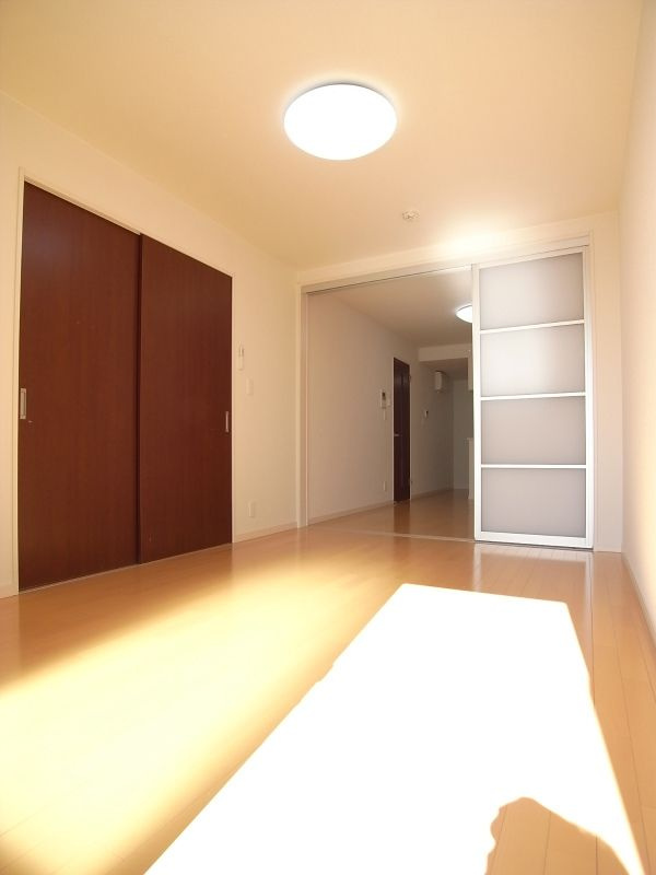 リブリ・クロシェットのその他