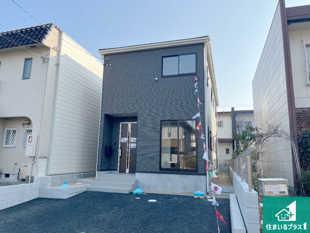 神戸市須磨区高倉台　第1期　新築一戸建ての外観|安心の10年保証！外観を美しく保ち、雨水で汚れを落とします！気になることがありましたら、お気軽にお問い合わせください！