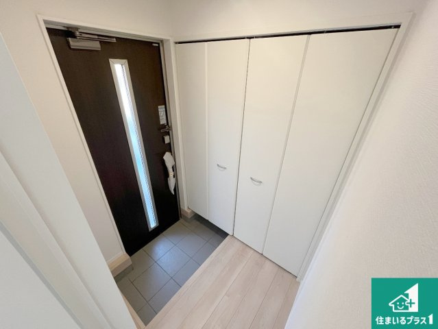 神戸市須磨区高倉台　第1期　新築一戸建ての玄関|シューズボックスにはたくさんの靴が収納できるので玄関周りはいつもスッキリ！ご家族が増えても安心！