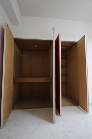 坪田ビルの収納