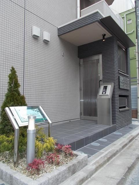 ビオレッテ山吹のエントランス