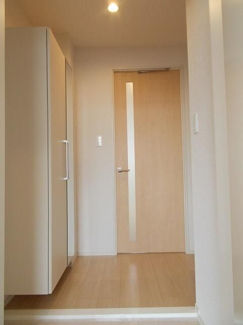 ビオレッテ山吹の玄関