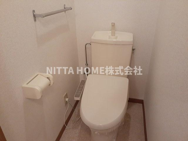 ライジングヒルズのトイレ|温水洗浄便座のトイレです＊