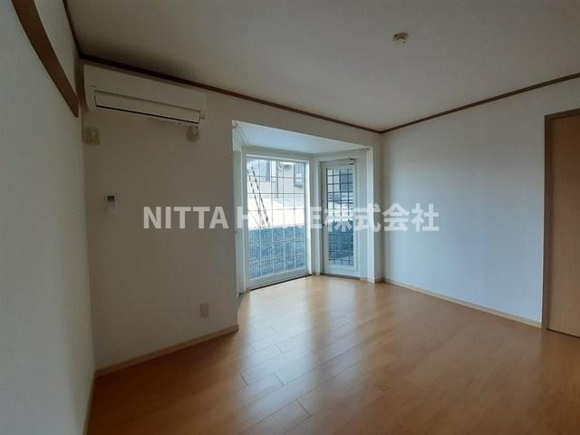 ライジングヒルズの洋室|６帖の洋室が２室です◆