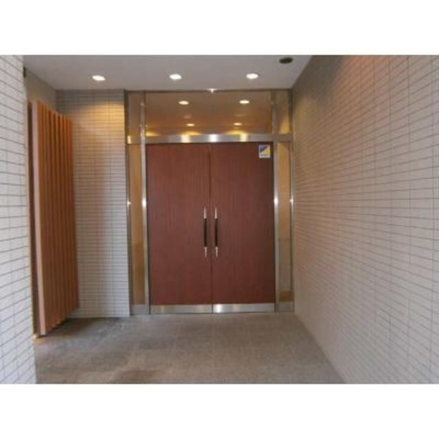 ステラメゾン茗荷谷のエントランス