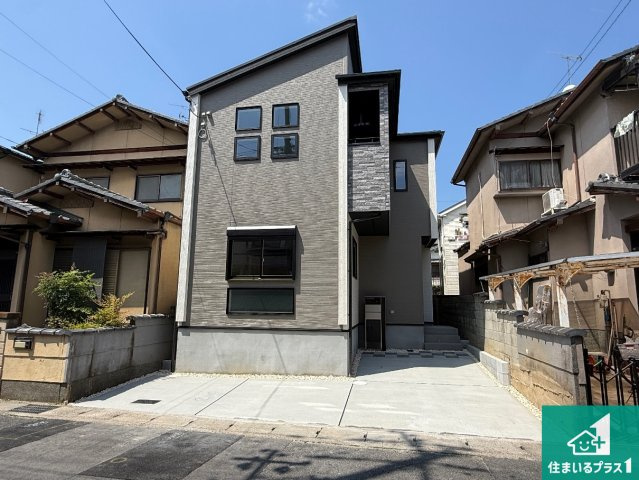 宇治市五ケ庄北ノ庄　新築一戸建ての外観|安心の10年保証！外観を美しく保ち、雨水で汚れを落とします！気になることがありましたら、お気軽にお問い合わせください！