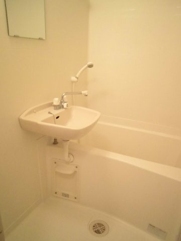 レオパレスシンシアの浴室