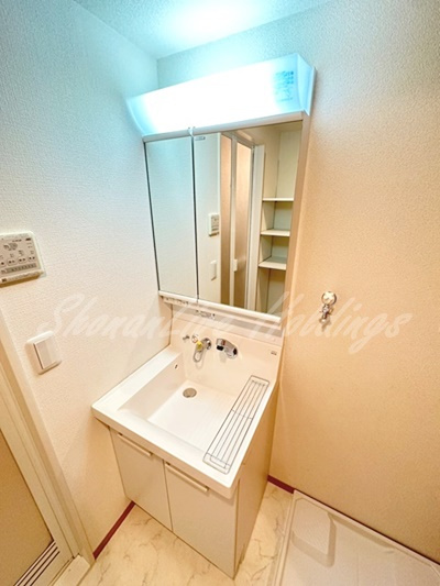 藤沢市弥勒寺２丁目の賃貸マンションの洗面所