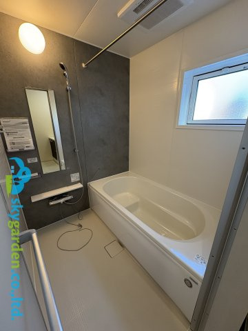 藤沢市羽鳥５丁目 ２号棟の浴室|落ち着いた空間のお風呂です