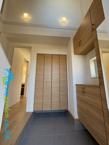 藤沢市羽鳥５丁目 ２号棟の玄関|毎日通る玄関はこちらです