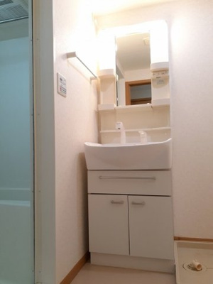 【洗面所】 | エレガンテフィールドⅠ