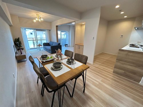 イトーピア武庫川の居間・リビング