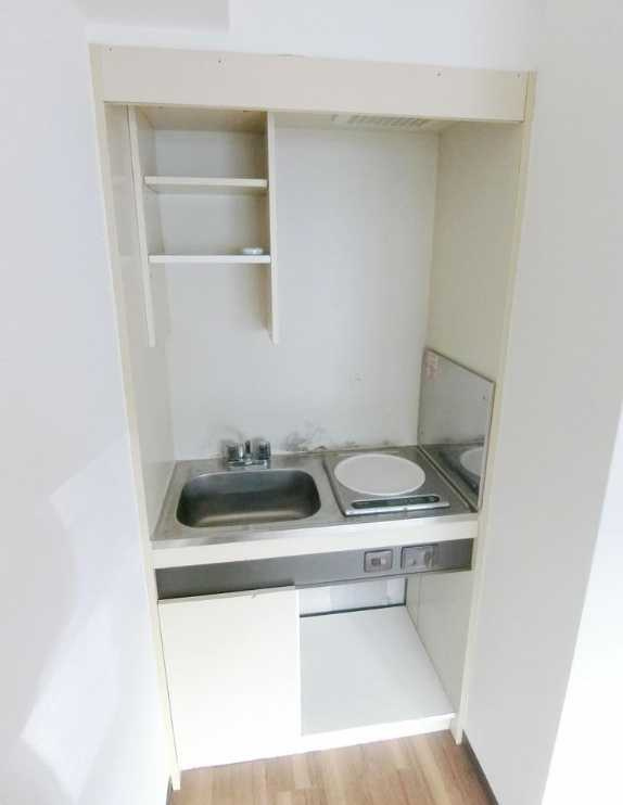 日興パレス桜新町　礼金０　システムキッチン　学生さんオススメのキッチン