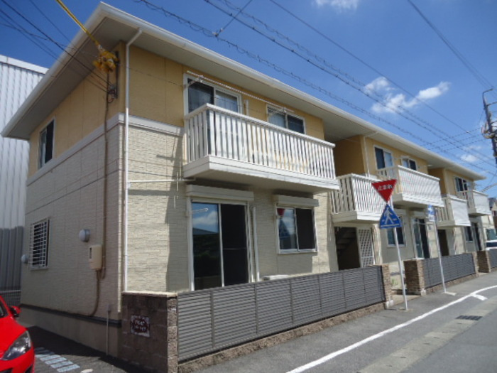 グランモアリバーハイツの外観