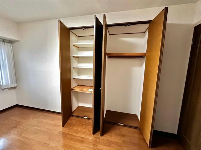 エンブレイス姫路下寺町の収納